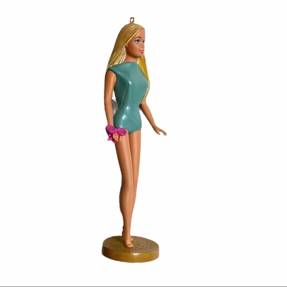 2003 HALLMARK BARBIE ORNAMENT - Malibu Barbie, Barbie #10 - Picture 4 of 14